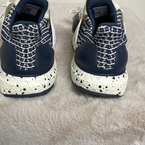 NWT Adidas ultraboosts - Picture 4 of 9